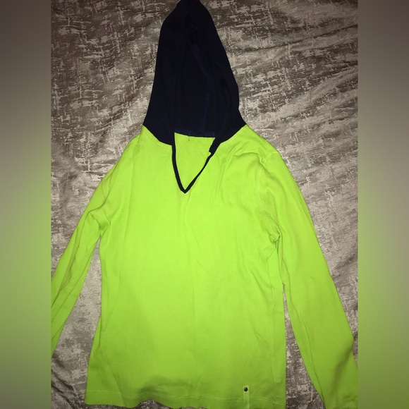 9 Hooded long sleeve shirt bundle - Picture 5 of 10